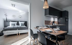 La Grange Des Peres Aparthotel 2*